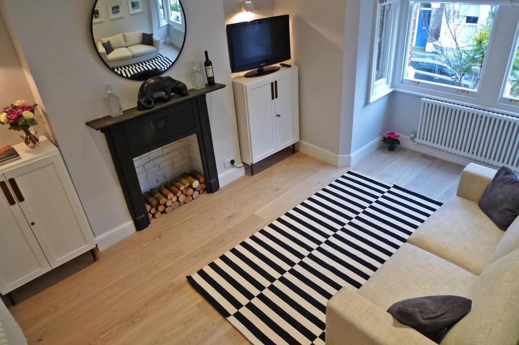 Sparkling Apartment In Kensington Olympia London Exterior foto